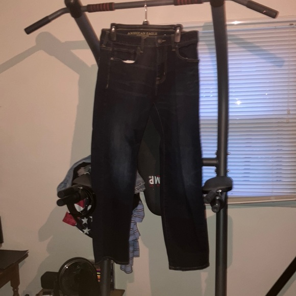 🦅AE Jeans - Picture 1 of 2